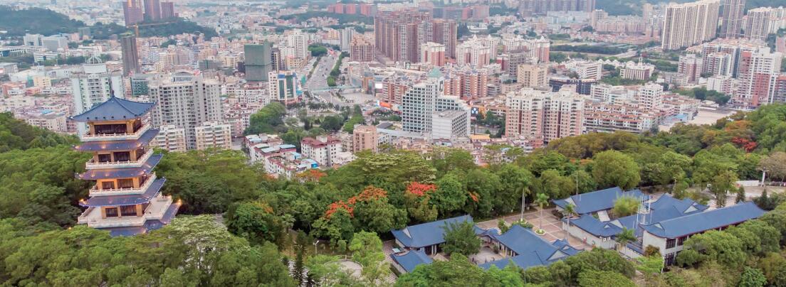 鳳崗努力“繡出”城市生活新面貌，讓市民群眾感受到精細(xì)化管理帶來的提升與變化。.jpg